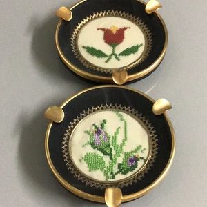VINTAGE NEEDLEPOINT ASHTRAYS. HAND MADE IN THE 70s